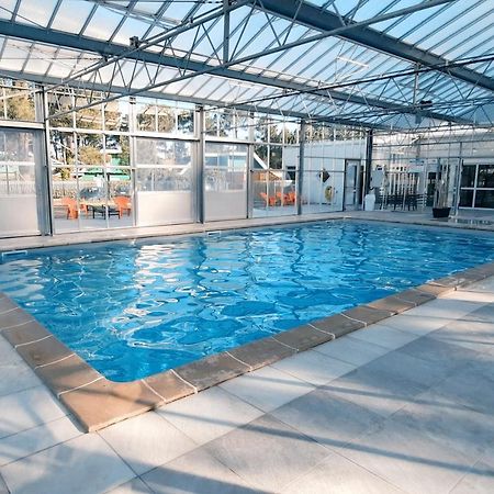 Chez Ced Et Laeti: Private Apartment with Garden, Pool, and Coastal Charm Le Verdon-sur-Mer Exterior photo
